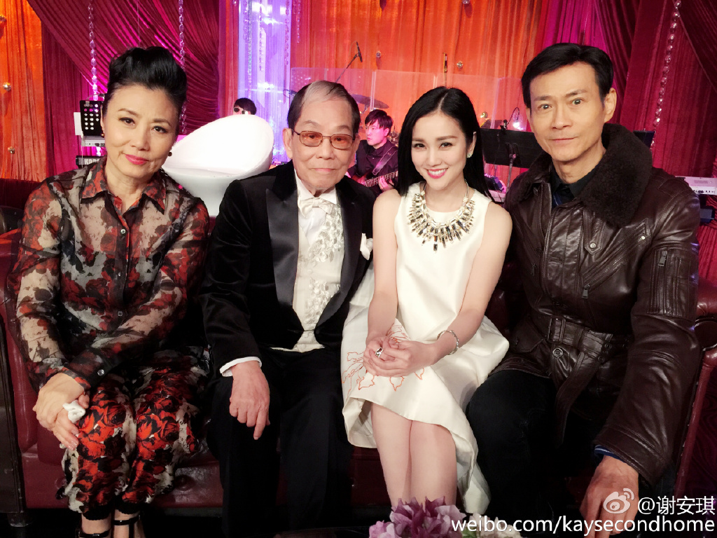 顧嘉煇退休畫油畫