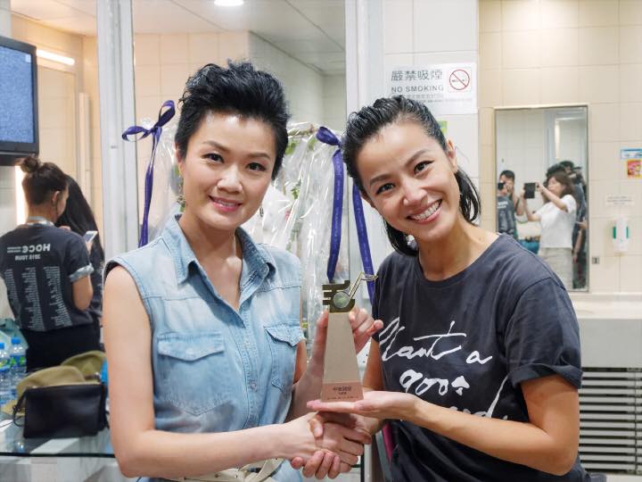 估唔到方健儀唱《中東與綜》係咁好聽。(facebook圖片)