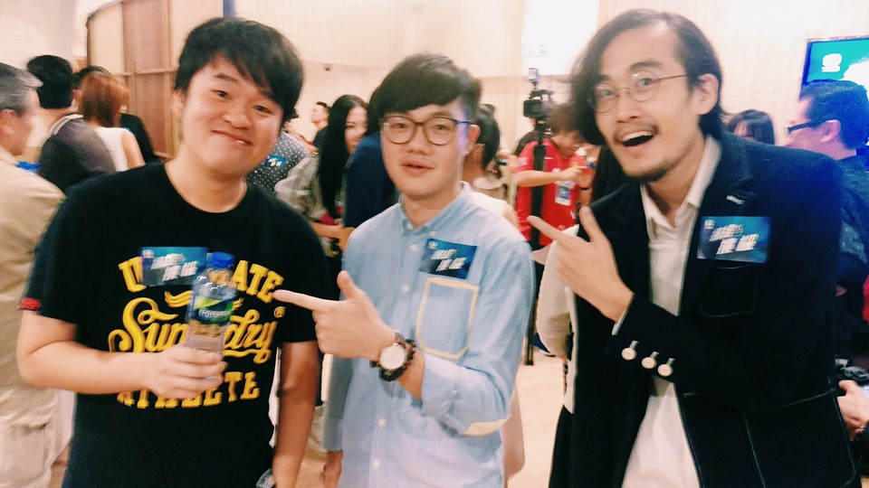 伍公子之前笑自己出席記者招待會無人識。(Facebook圖片)