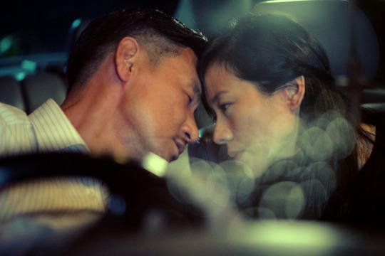 林嘉欣《暗色天堂》