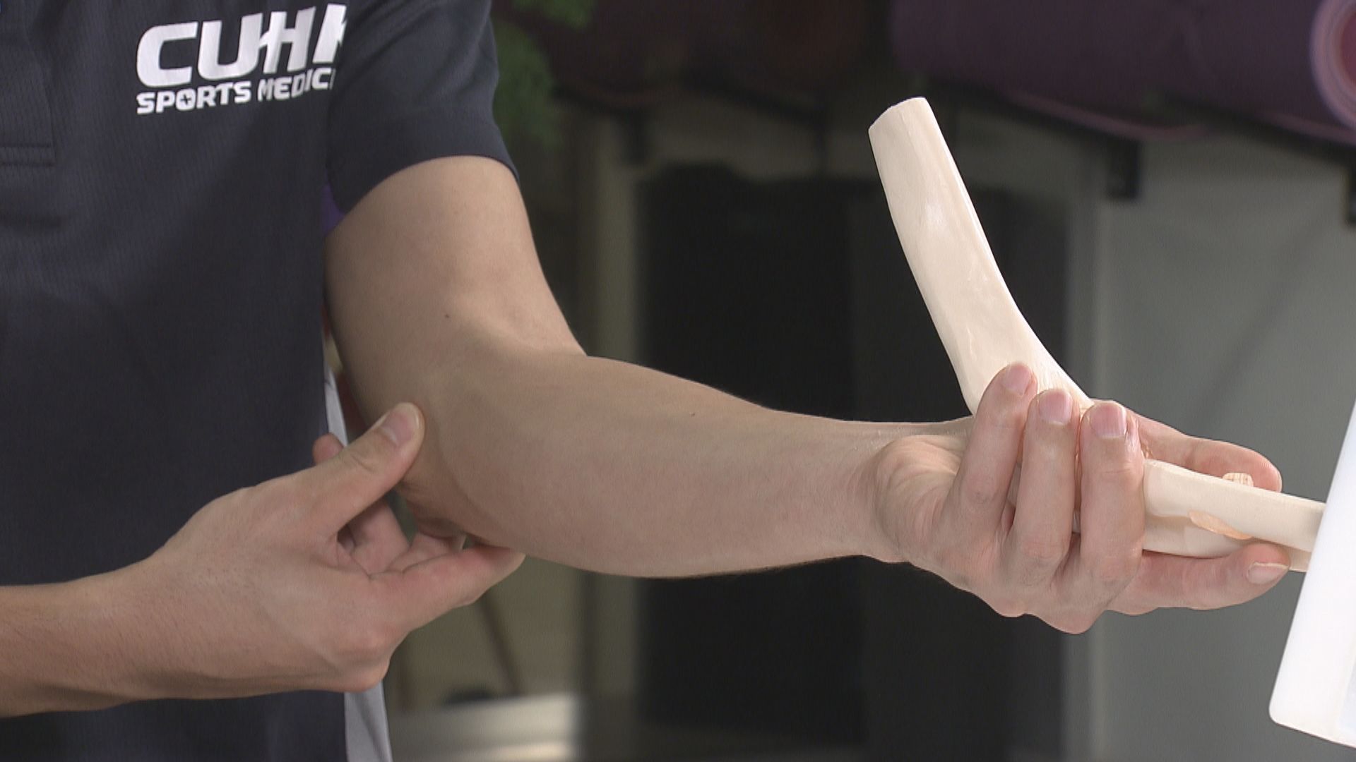 【杏林在線—健康1分鐘+】紓緩高爾夫球肘