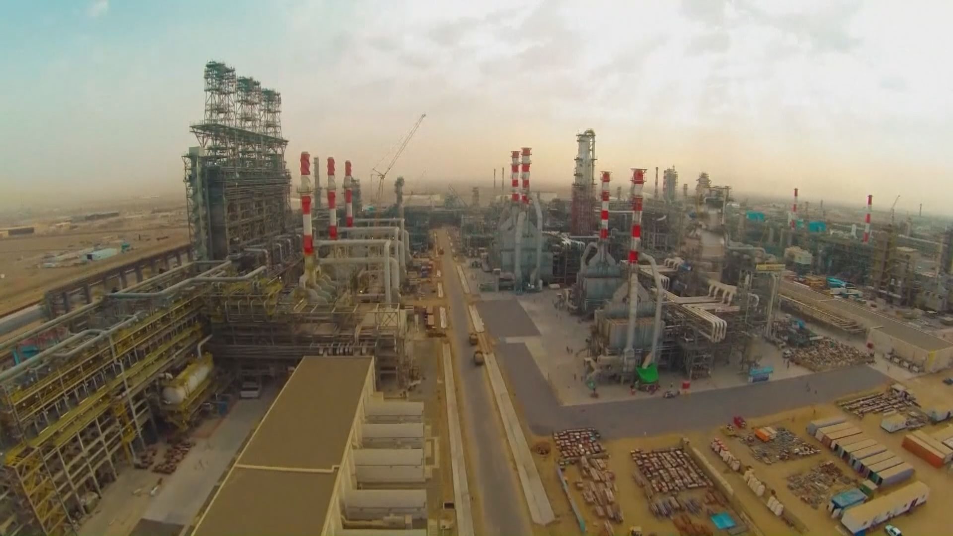 國際油價三連升並升至近4年高位