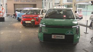 的士車隊｜星群的士獲正式發牌營運　負責人指司機月入高一般的士司機約三成