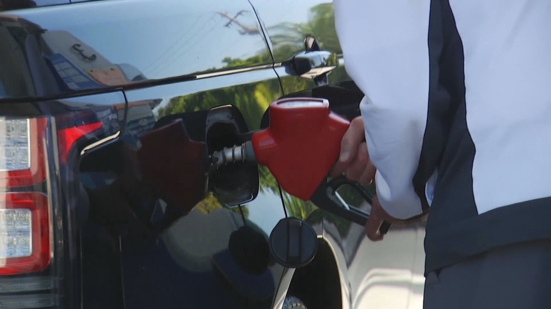 【遏通脹】拜登擬停徵聯邦汽油稅  周內有定案