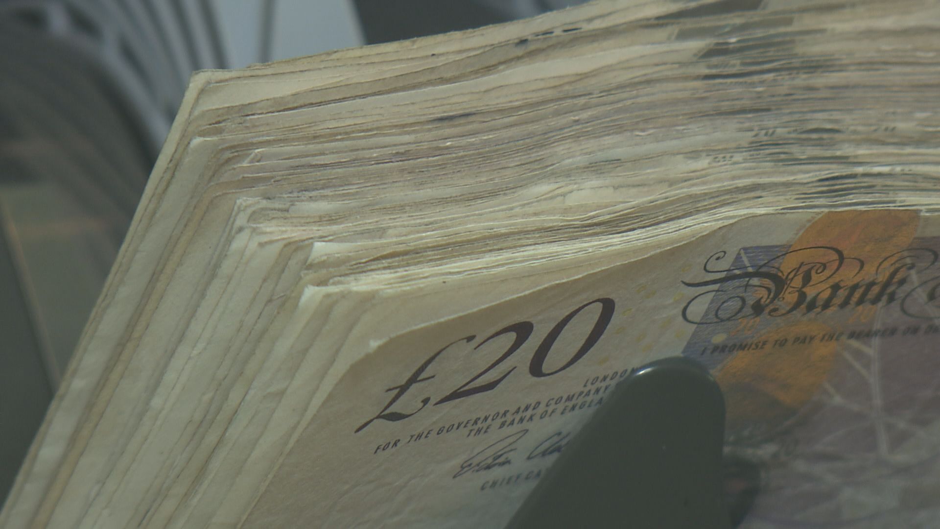 【脫歐方案存變數】英鎊兌美元曾跌1%