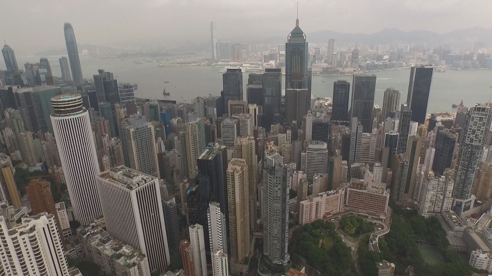 【評級展望穩定】惠譽:港首季經濟或大幅萎縮