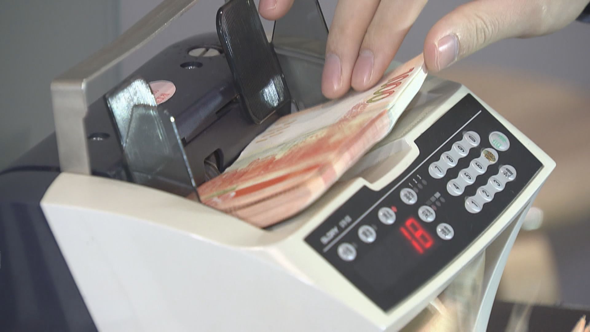 港匯續於逾1年低位徘徊