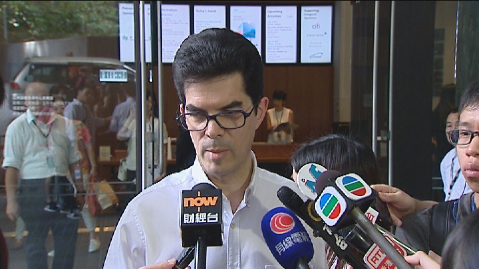 【恐受累凍結資產事件】Webb：中央或需出手救華融