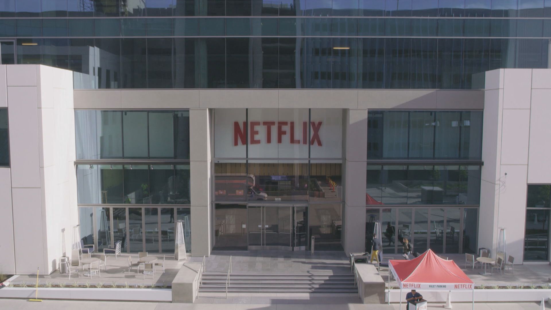 【削減成本】Netflix裁150人 料Q2流失200萬付費戶