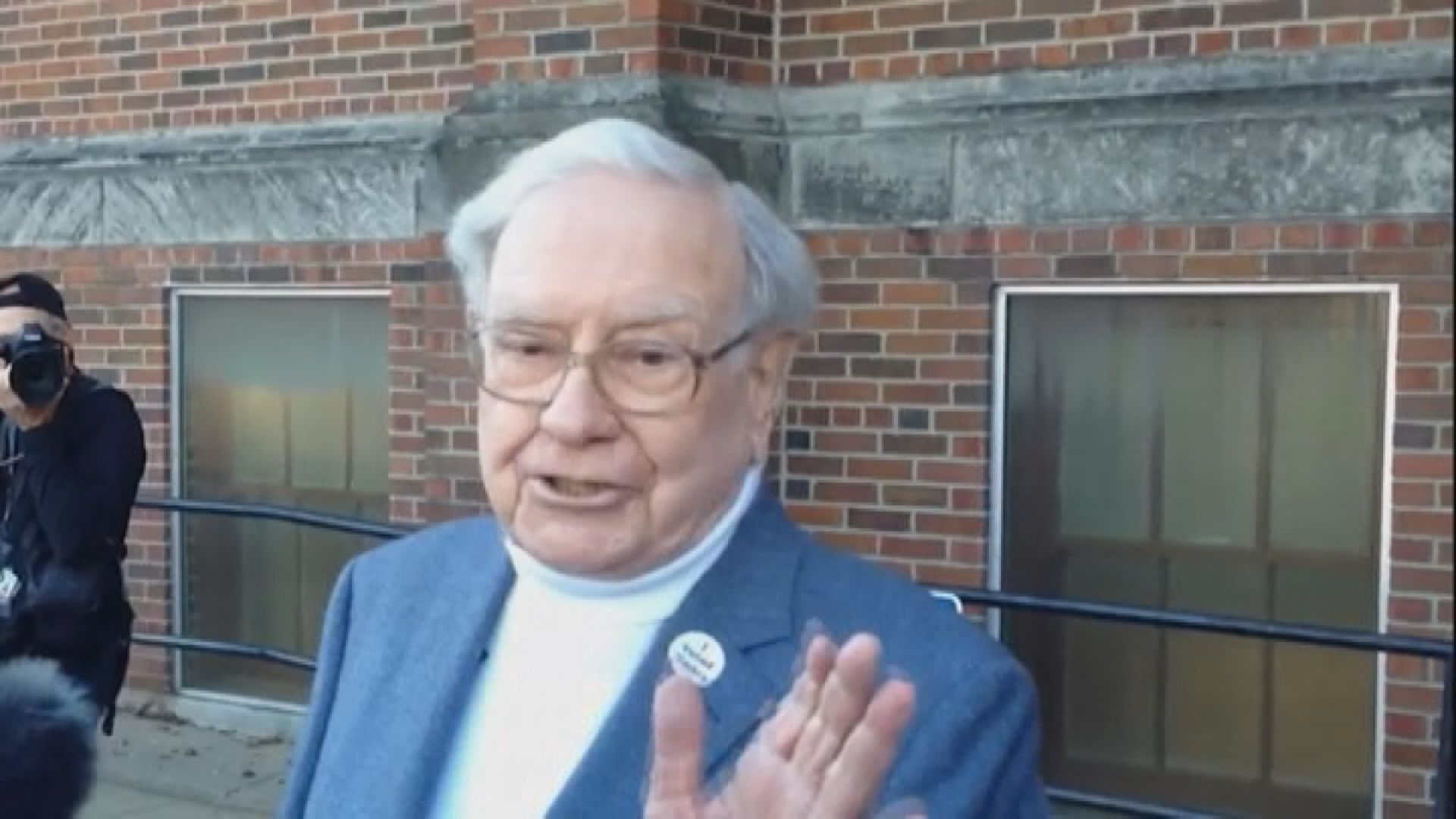 【歐美股災】道指瀉1031點 股神：跌市是趁低入貨