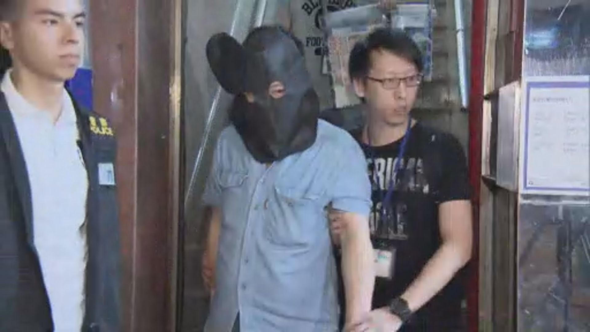 警旺角破三遊戲機賭檔拘十六男女