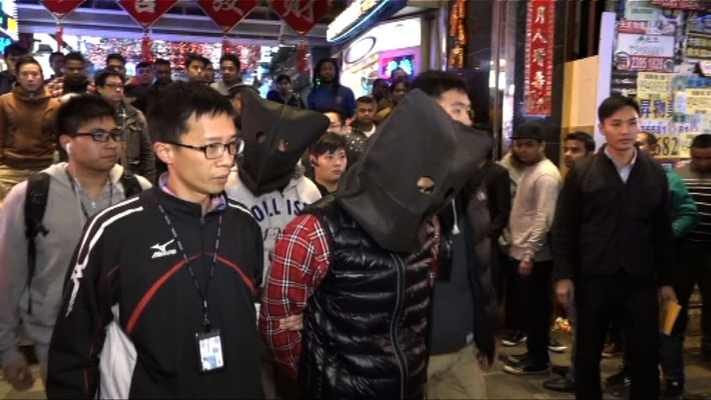 五南亞裔男子涉傷人及盜竊被捕