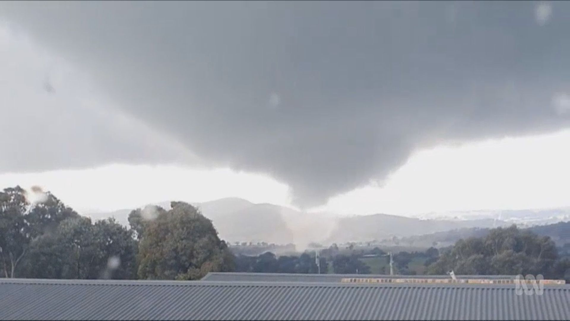 澳洲新南威爾士州遭龍捲風吹襲　最少三人傷