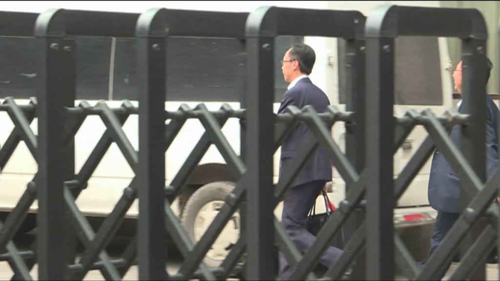 聶德權與港澳辦副主任黃柳權會面