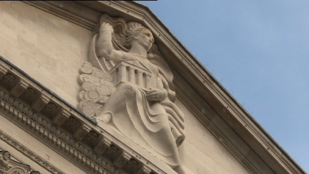 【符合預期】英央行加息四分一厘