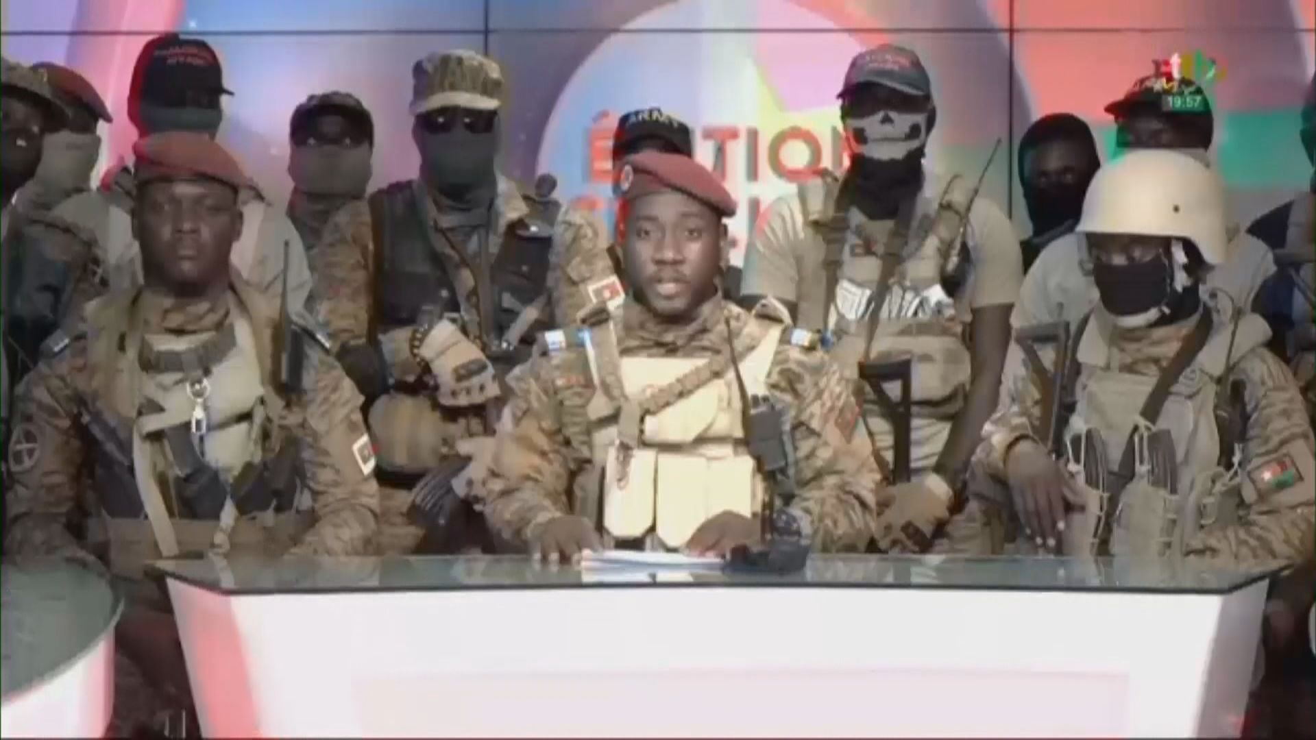 布基納法索再次發生軍事政變　總統達米巴被解除職務