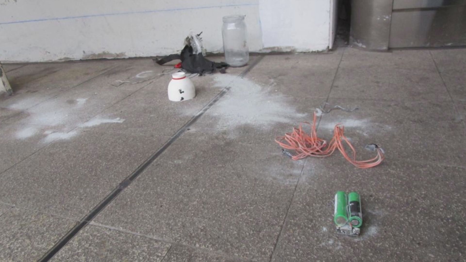 羅湖港鐵站爆炸品案　一女被告獲准保釋
