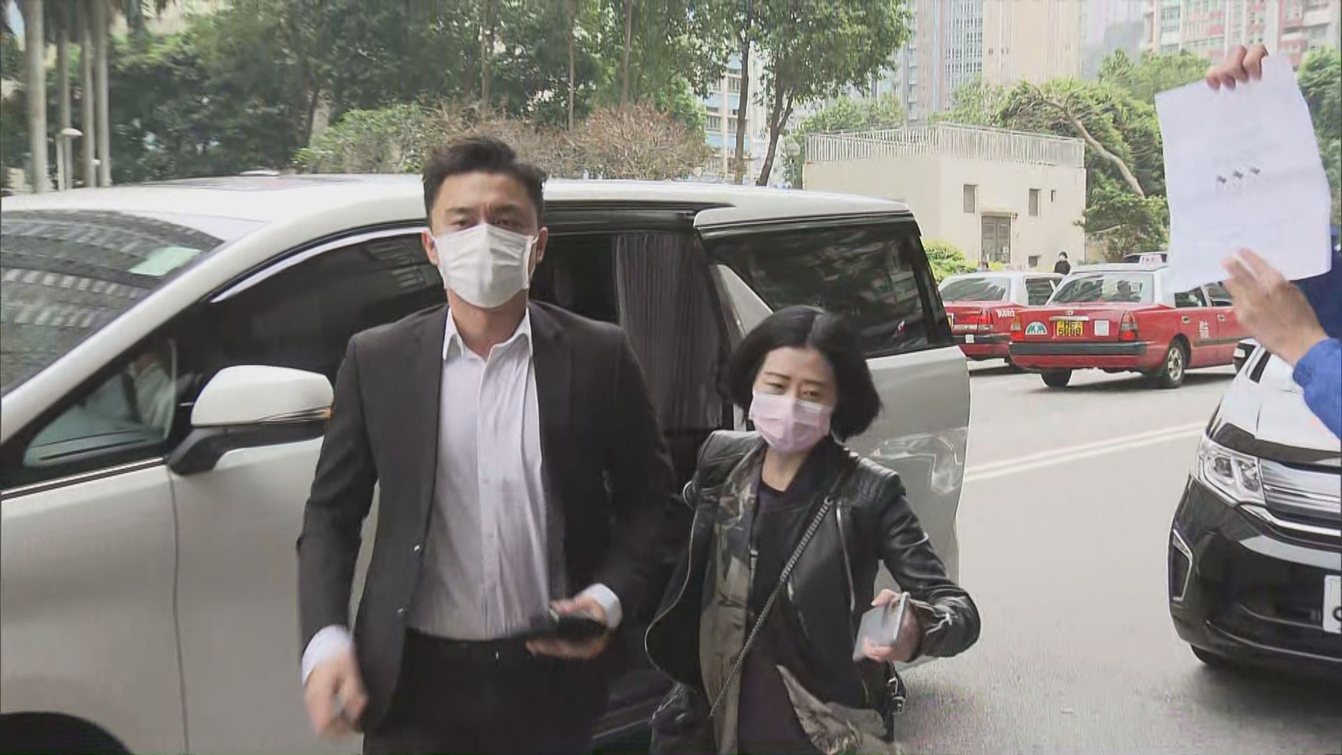 藝人楊明承認不小心駕駛等罪名　須還柙候判