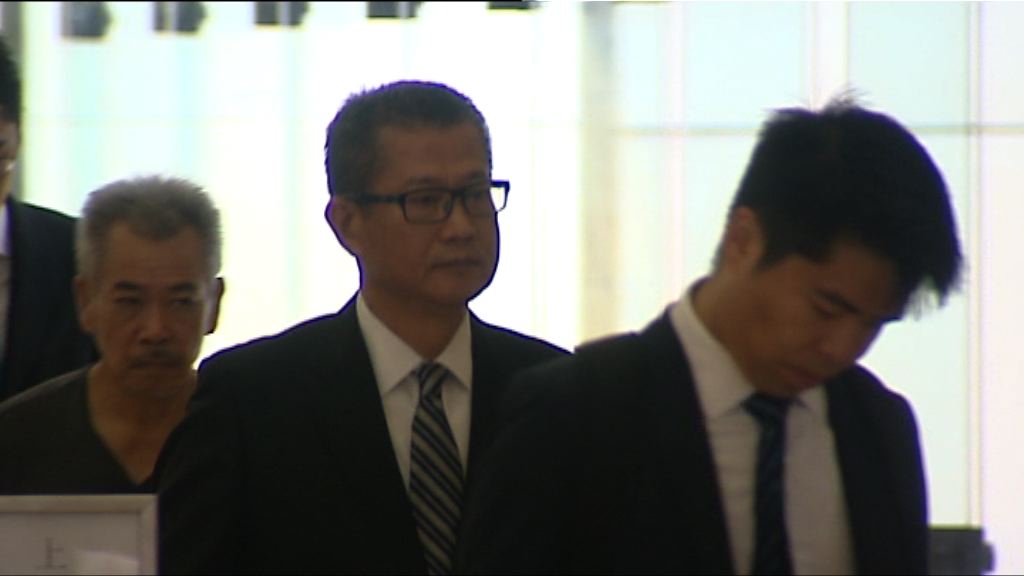 陳茂波一方：電郵應享有「受約制特權」保護
