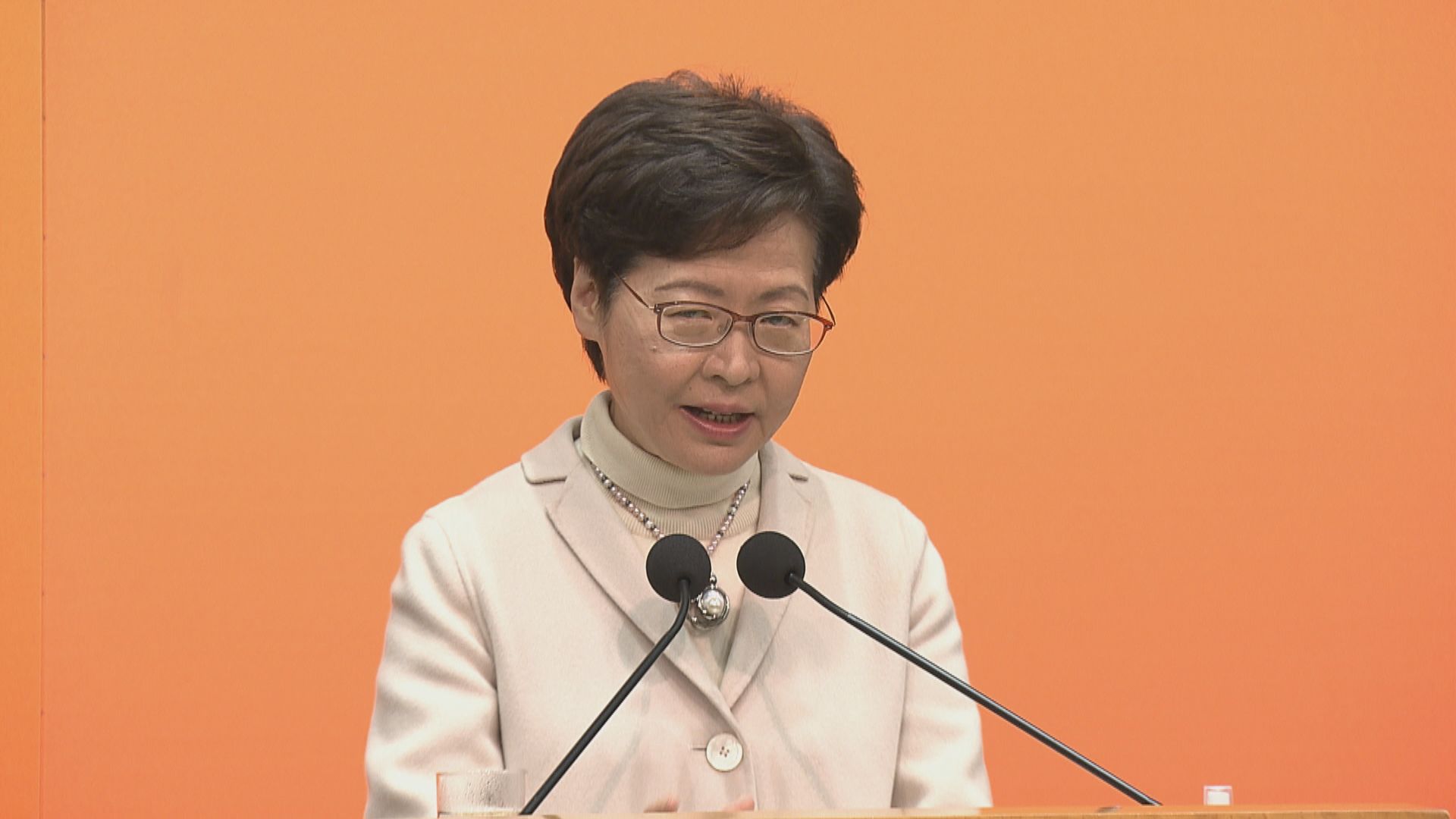 林鄭月娥希望下月起為所有接種復必泰人士打第三針