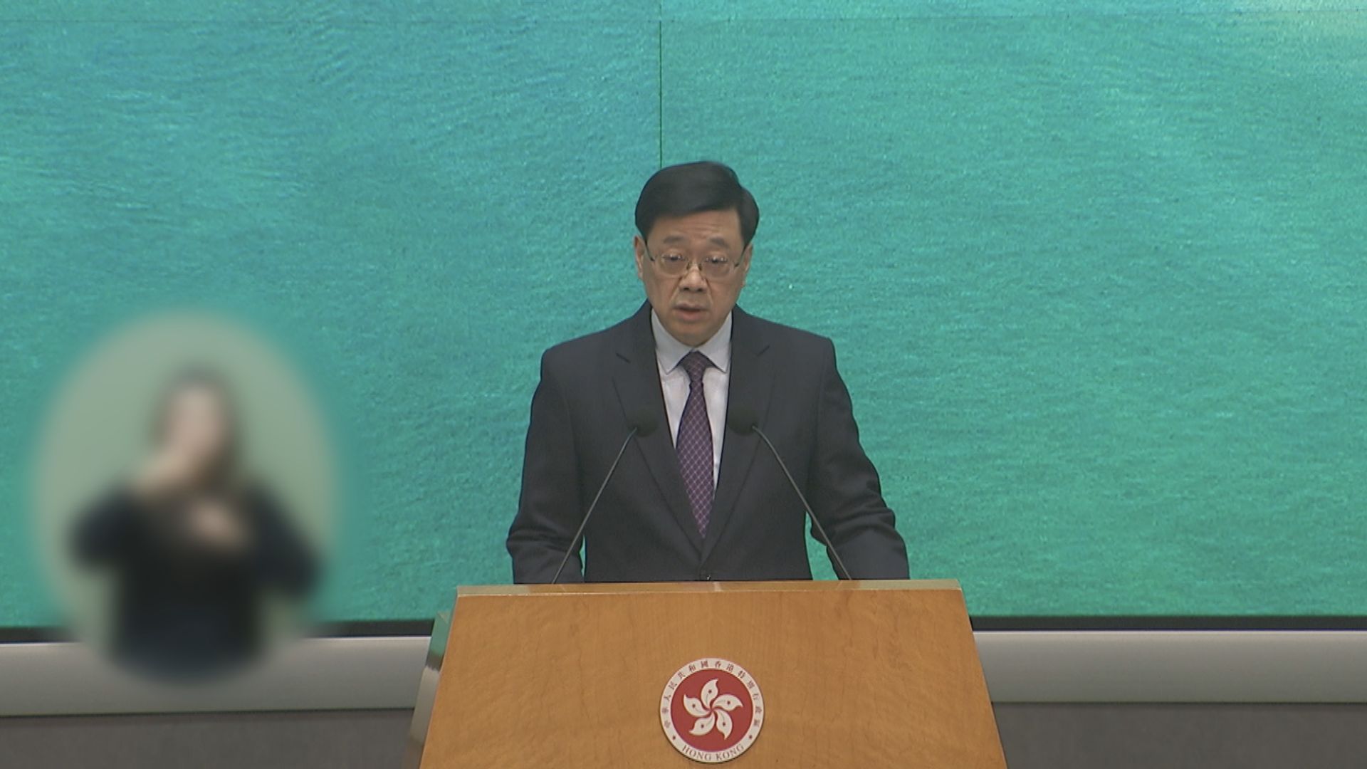 李家超慰問啟德醫院地盤傷者　指勞工處會全面深入迅速調查