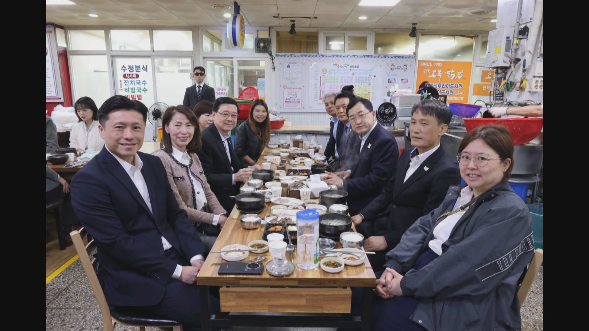 李家超與慶州市長聚餐　恭賀對方成功舉辦APEC