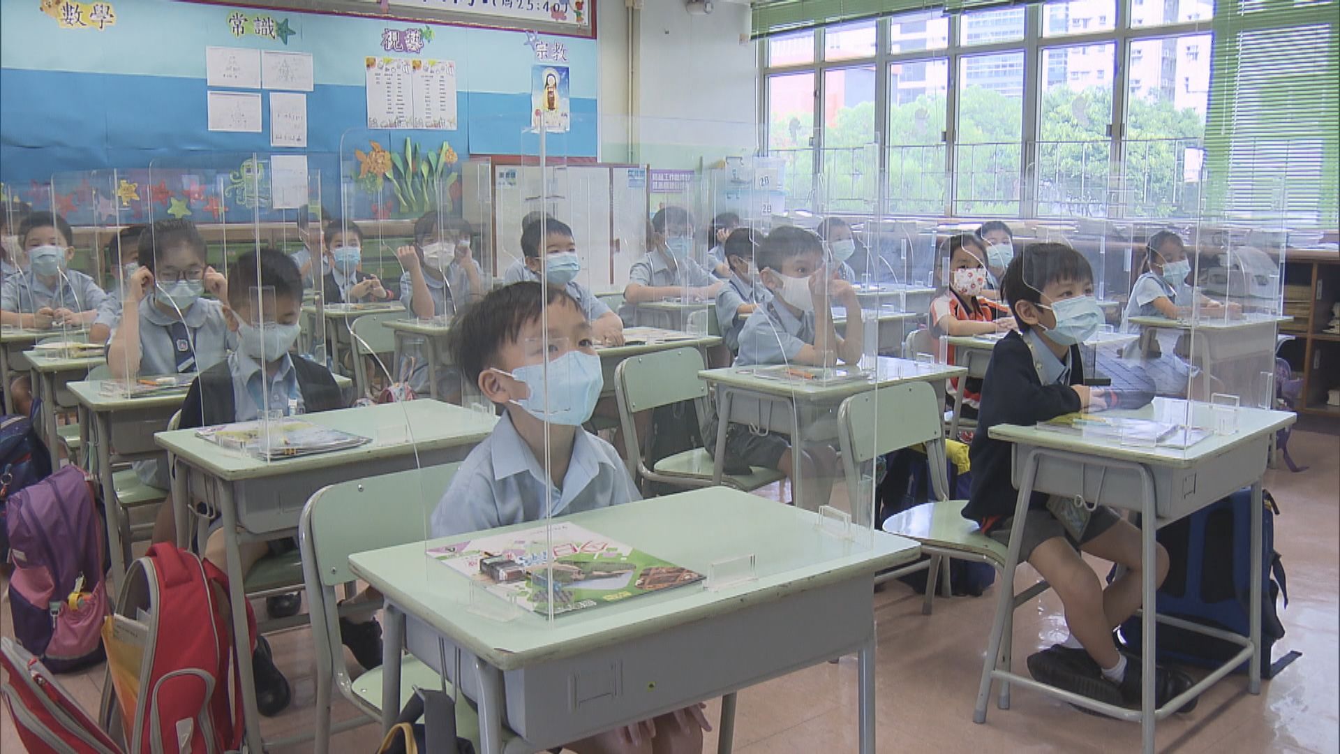 林鄭：若學校接種率高　未接種學生或不能上面授課