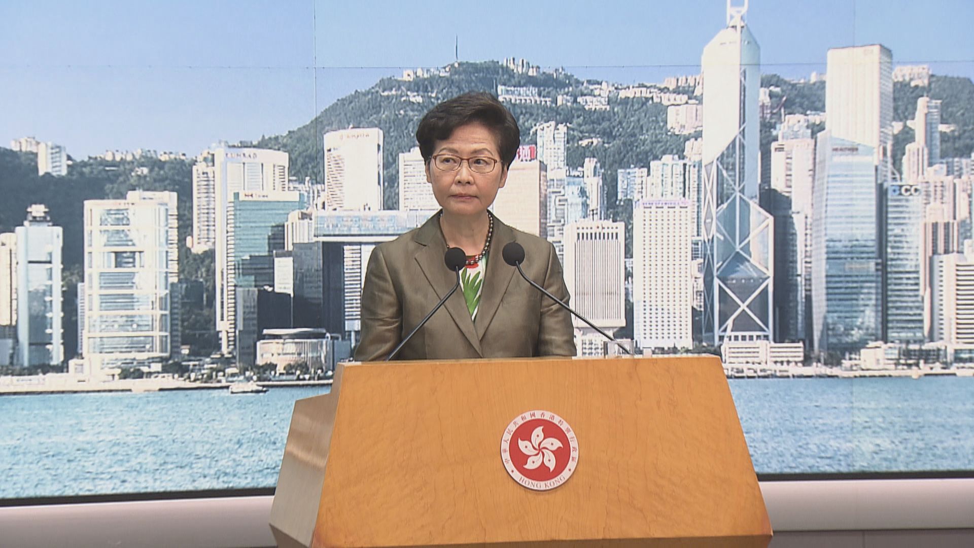 林鄭月娥：七一意圖殺警案顯示暴力行為轉趨個人化
