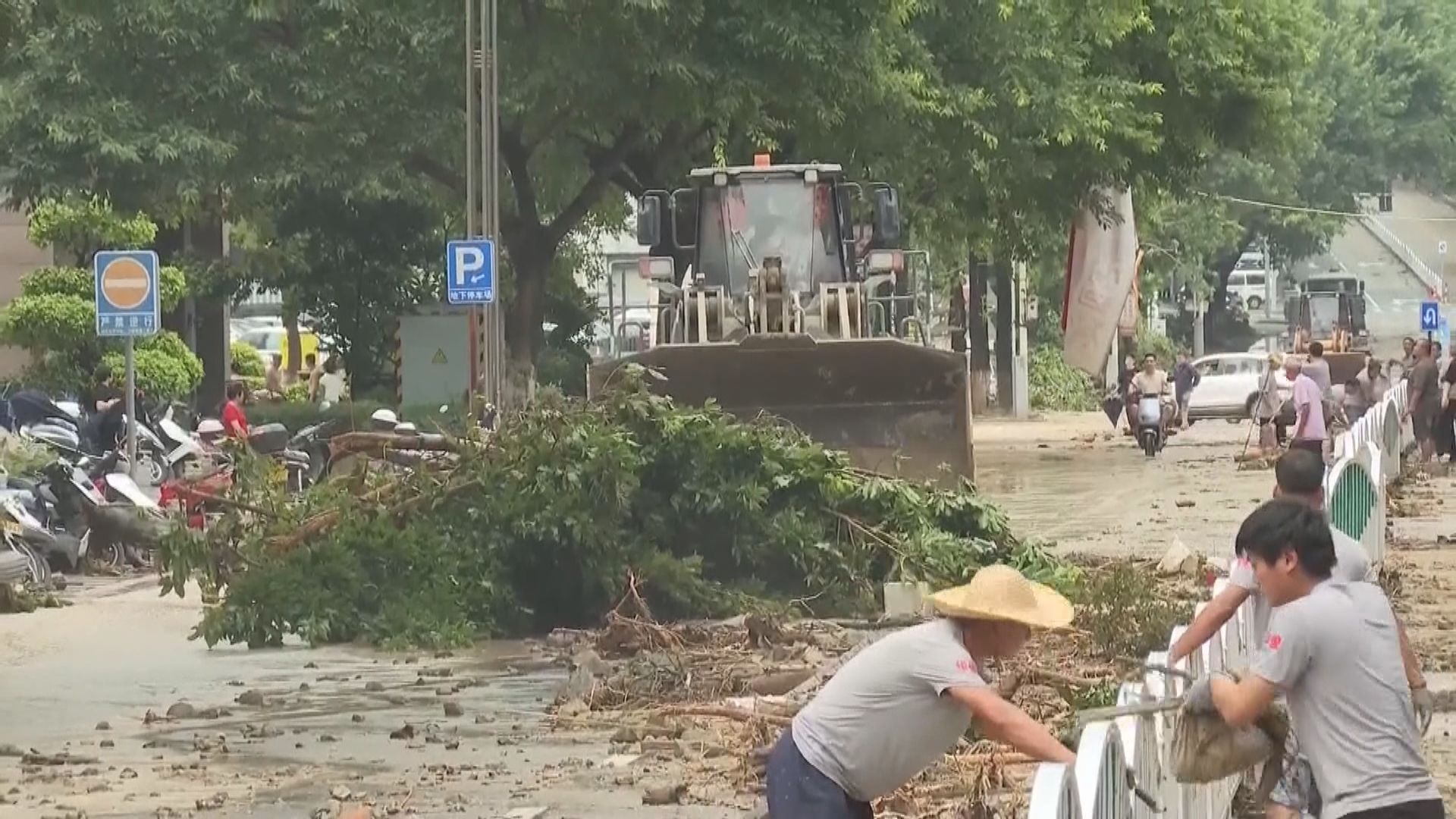 中央氣象台繼續發出暴雨紅色預警