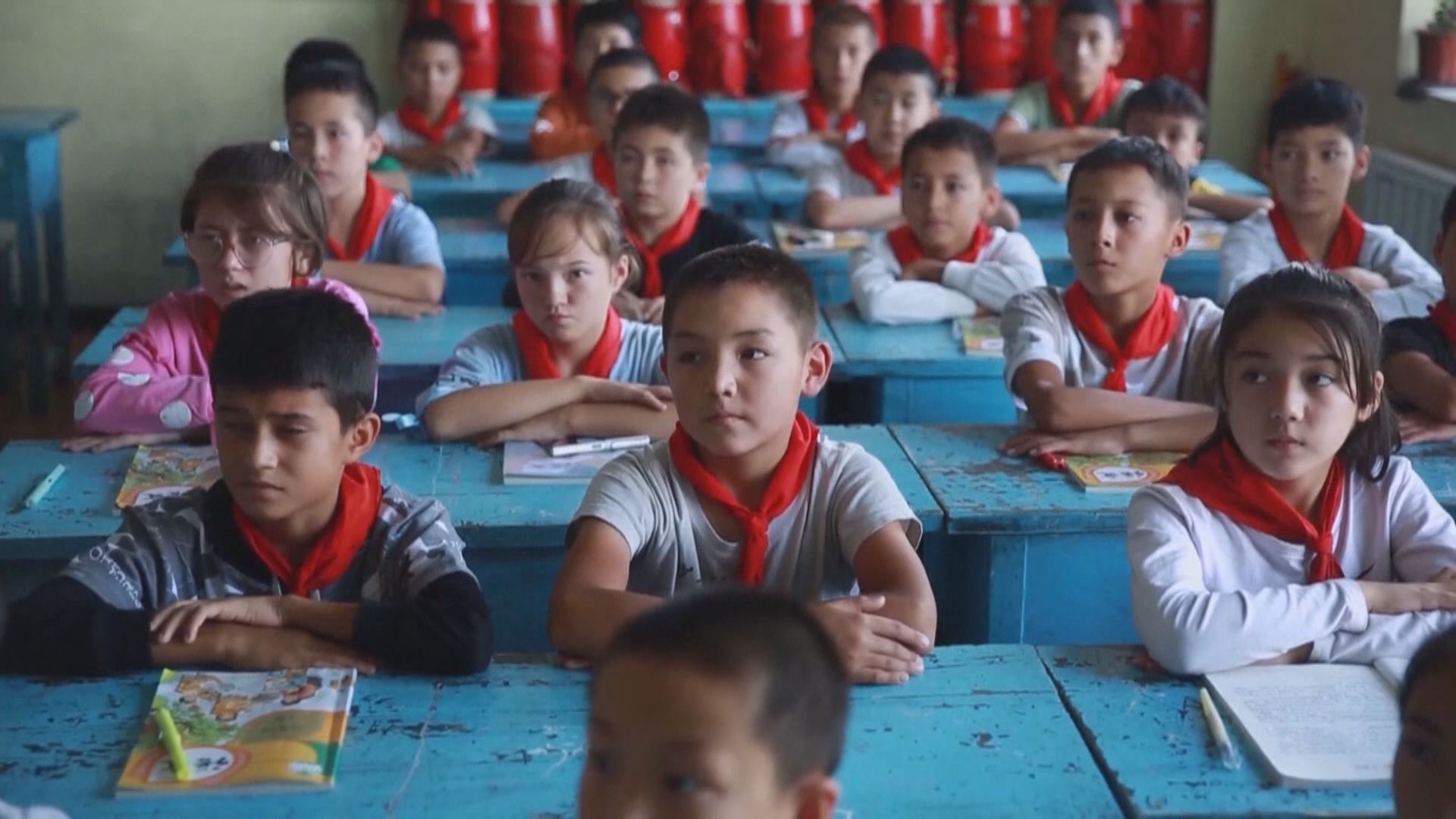 新疆近五十萬穆斯林兒童被迫與家人分離