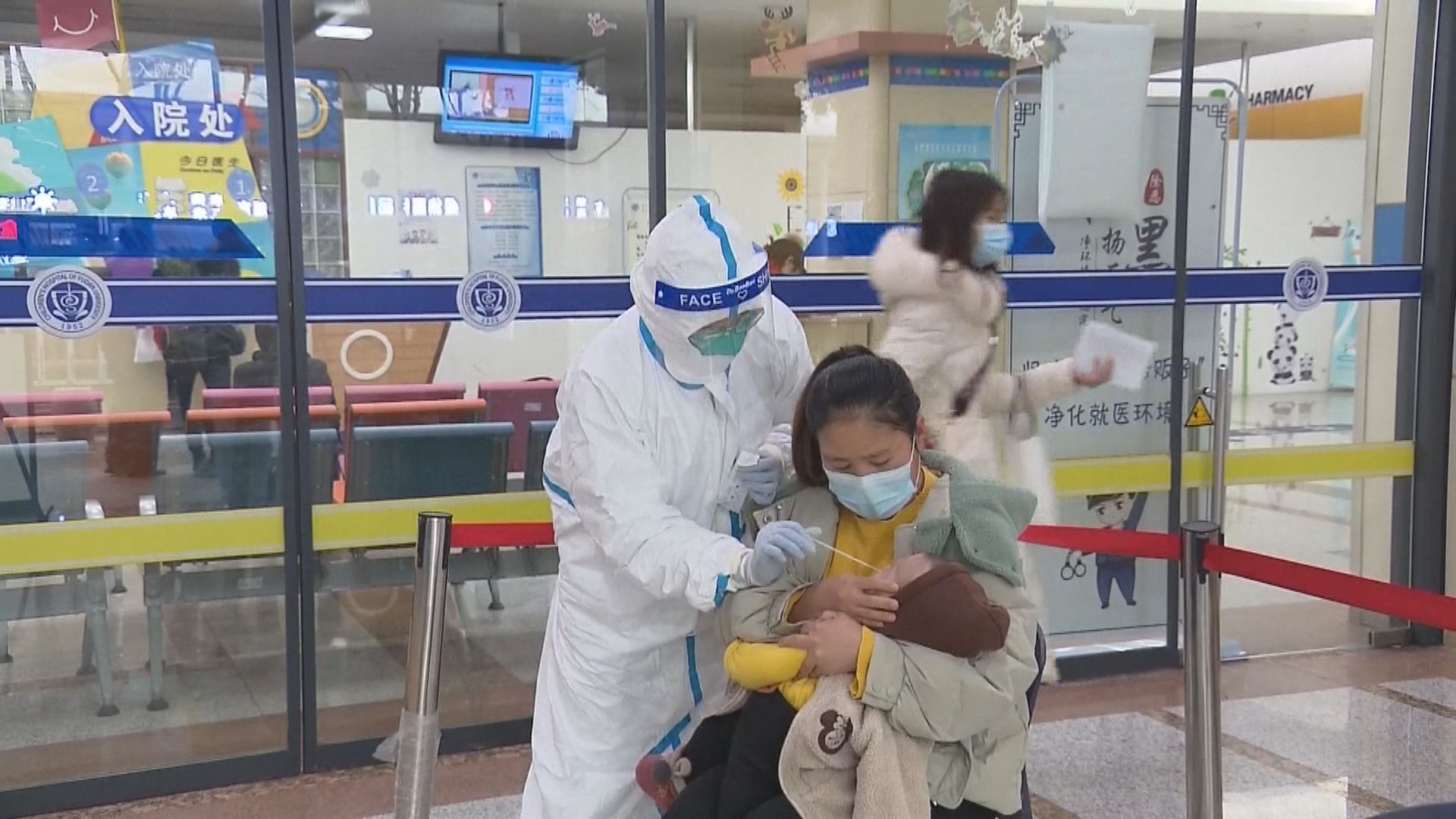 內地春運展開　火車站及機場加強防控措施