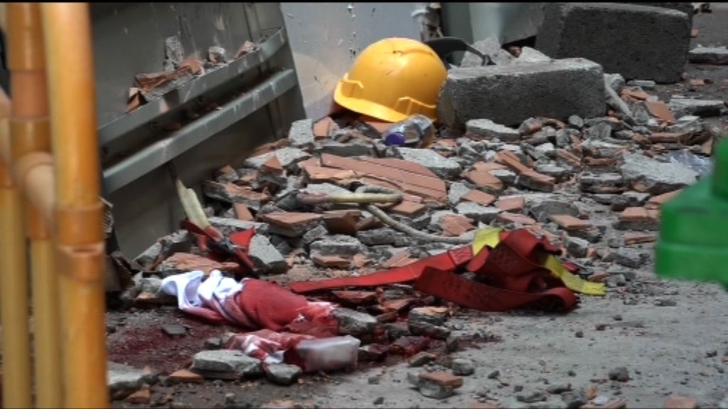 長沙灣一工人被墮下批盪擊斃