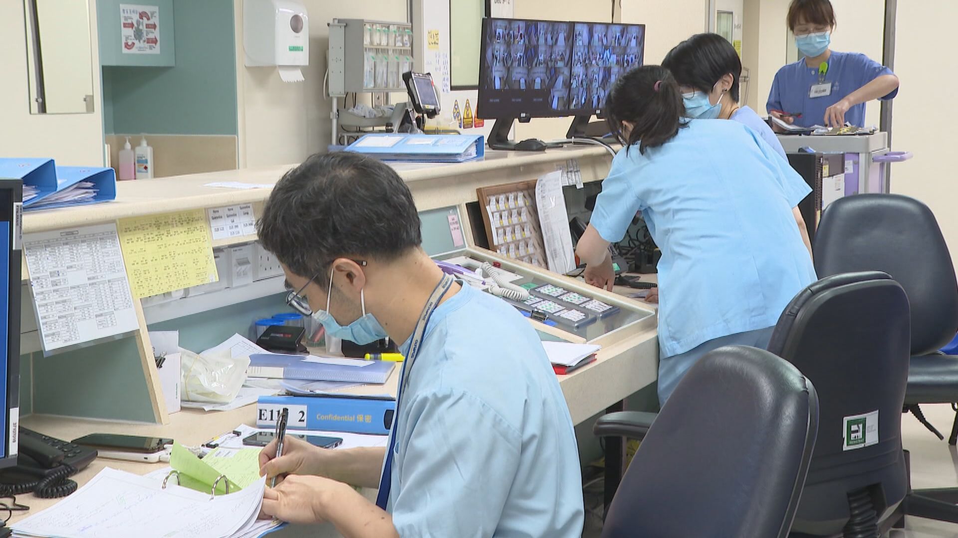 醫專：政府放寬引入海外醫生未有諮詢