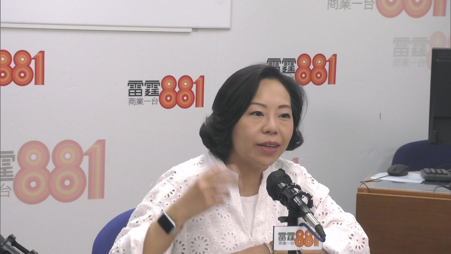 麥美娟：各區民政事務專員「接地氣」 能有效發揮主席職能