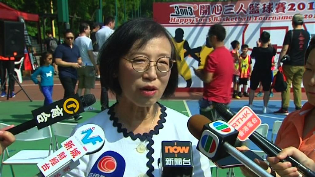 陳肇始料首批大閘蟹化驗需時兩周