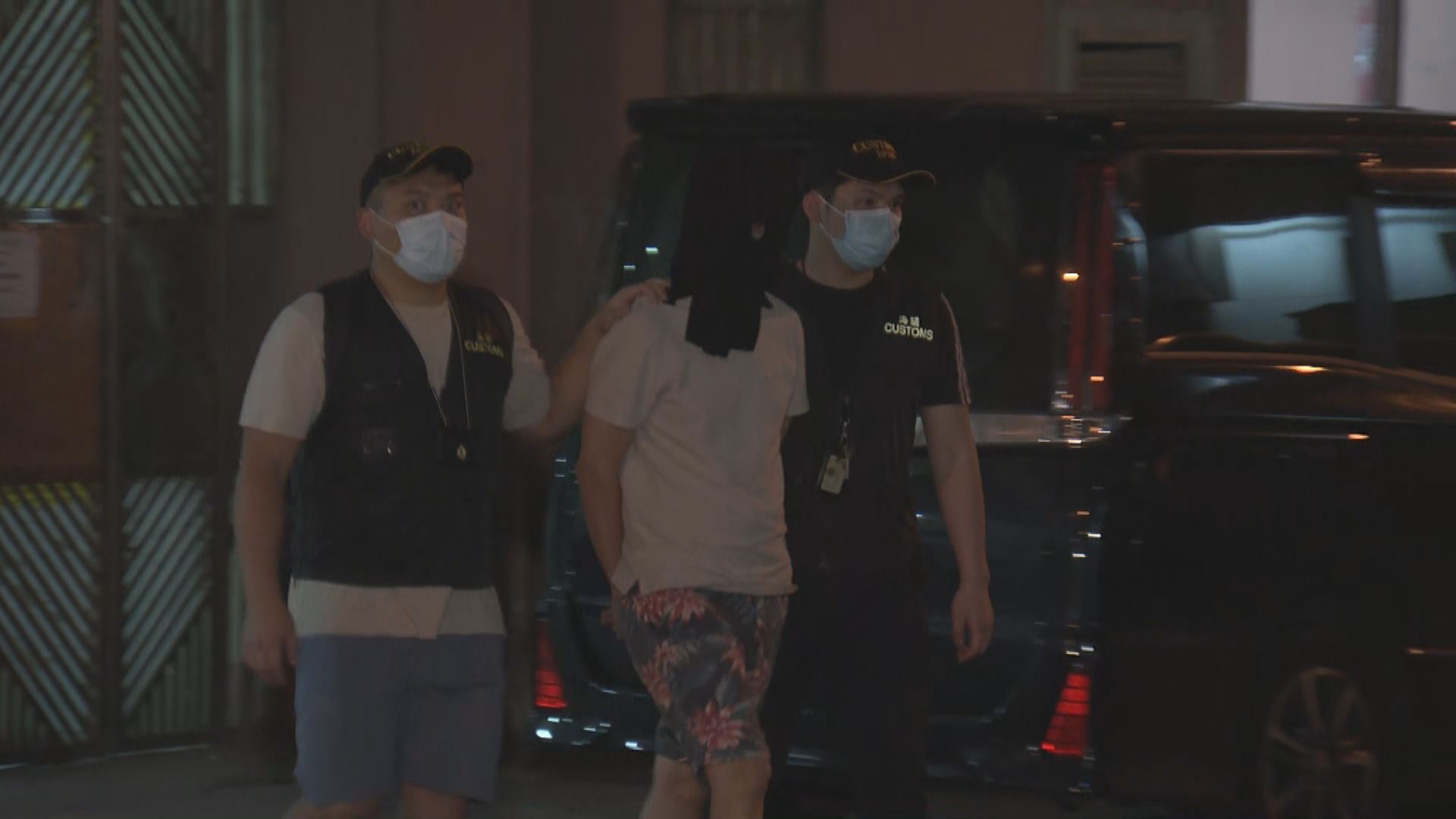 海關拘六名派對房間負責人　涉提供侵權卡拉OK歌曲等罪