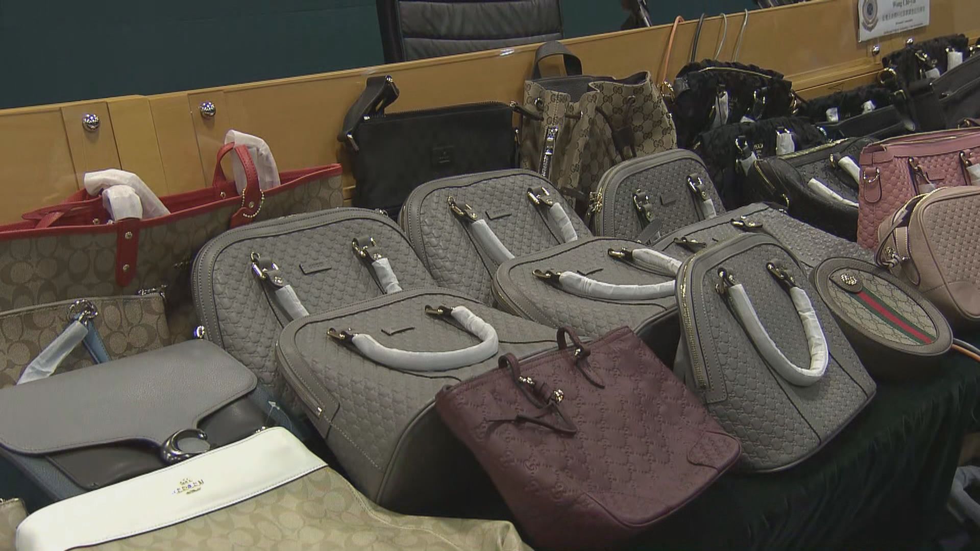 海關搗破代購冒牌集團　拘捕五人