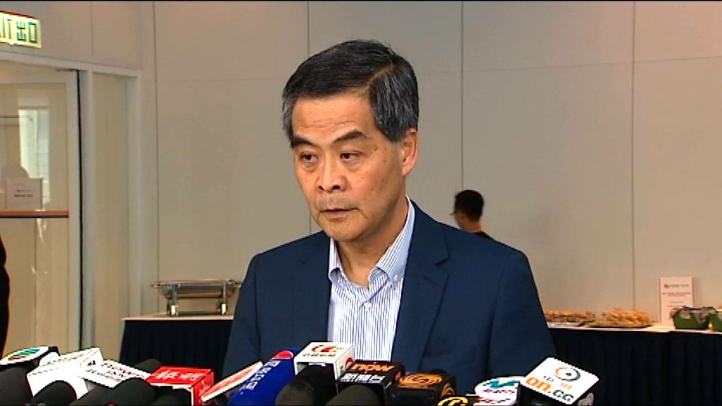 梁振英指議員拉布無補於事