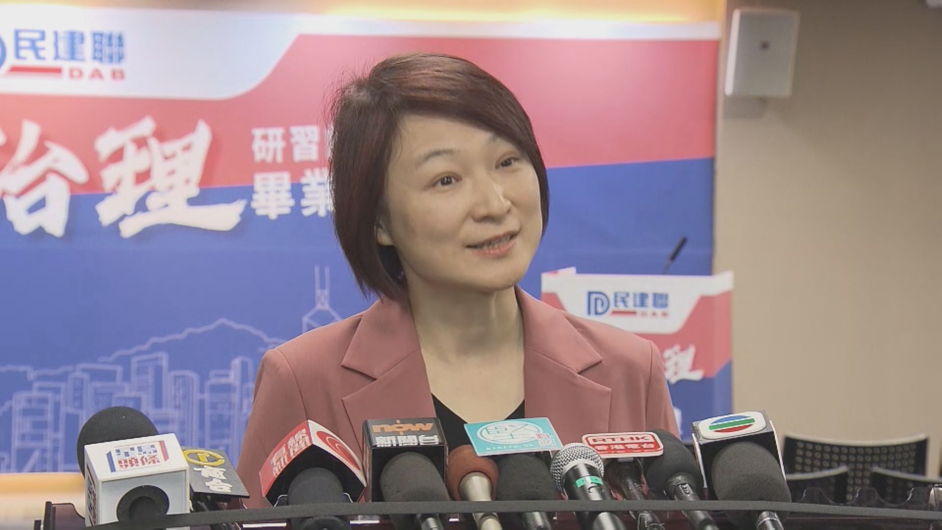 被問會否提名民主派參選區會 李慧琼：參選者必為愛國者