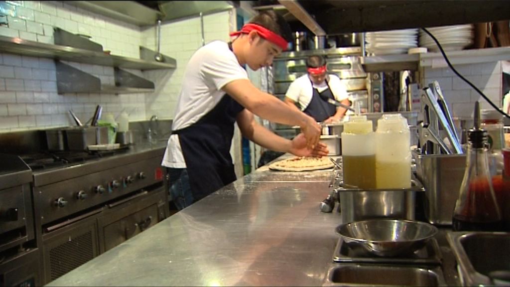 【外賣仔做埋廚師？】Deliveroo擬設中央廚房賺多一瓣