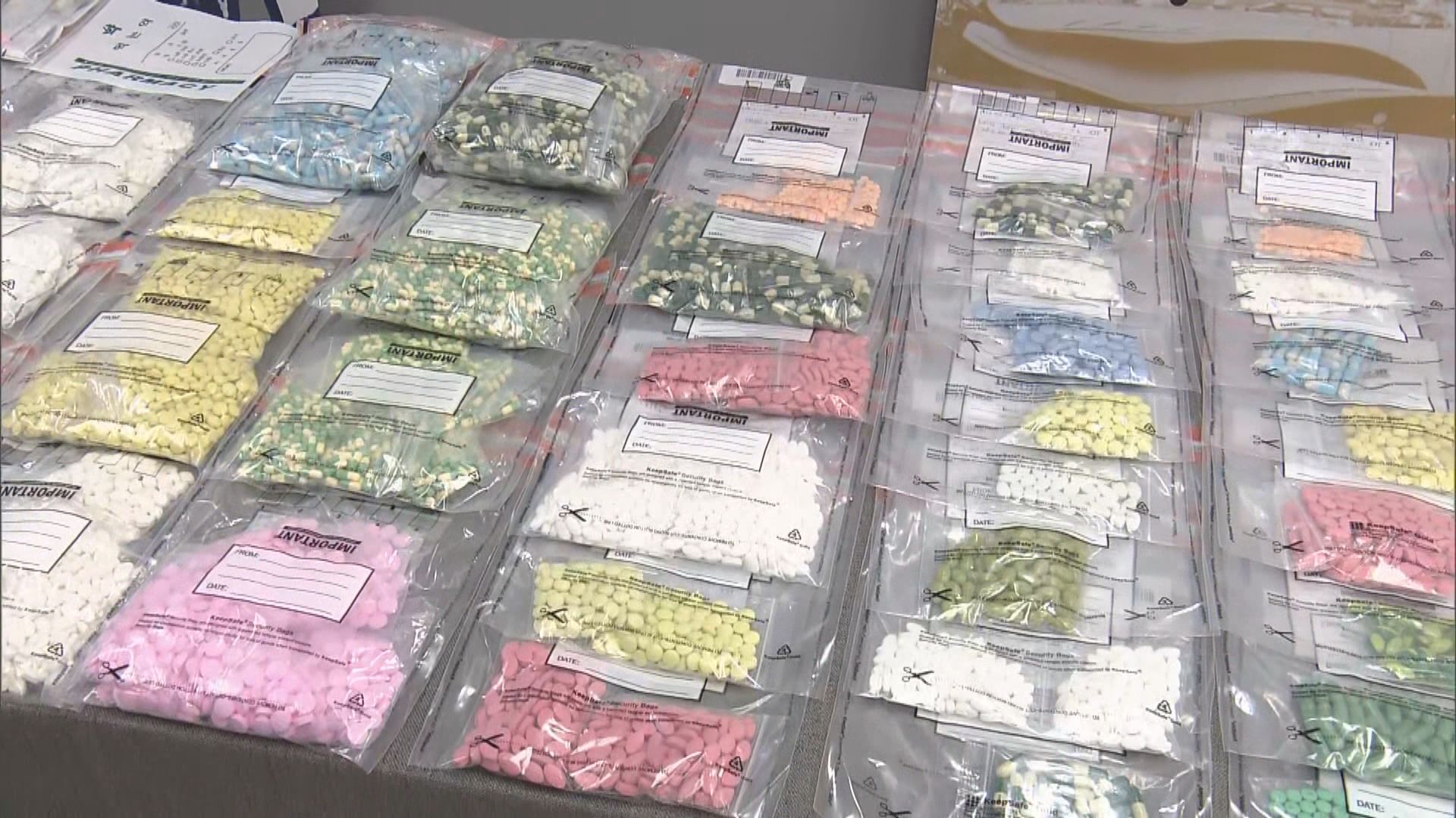 警拘一名男子涉在社交網站出售違例減肥藥