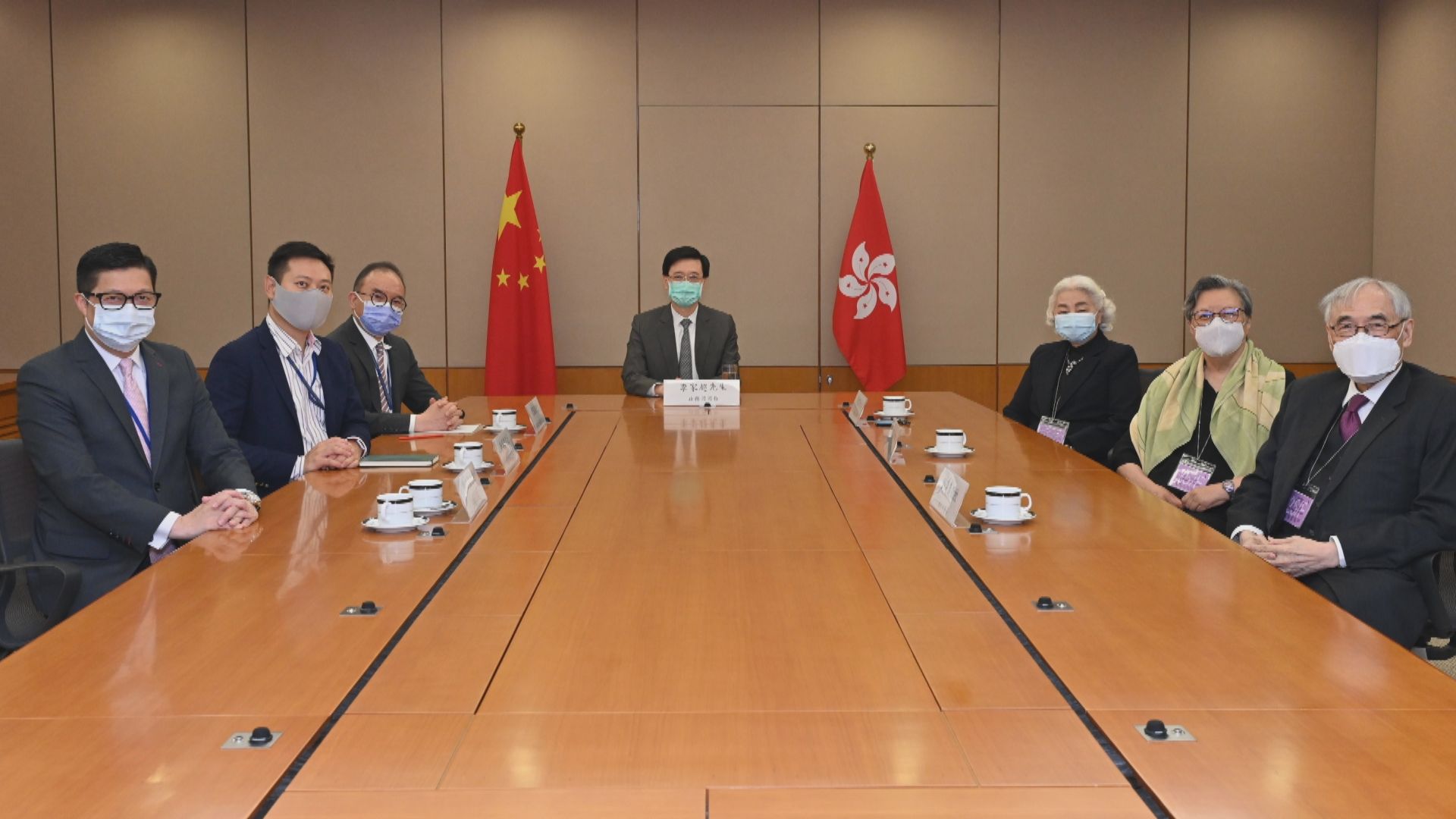 李家超下午公布候選人資格審查結果