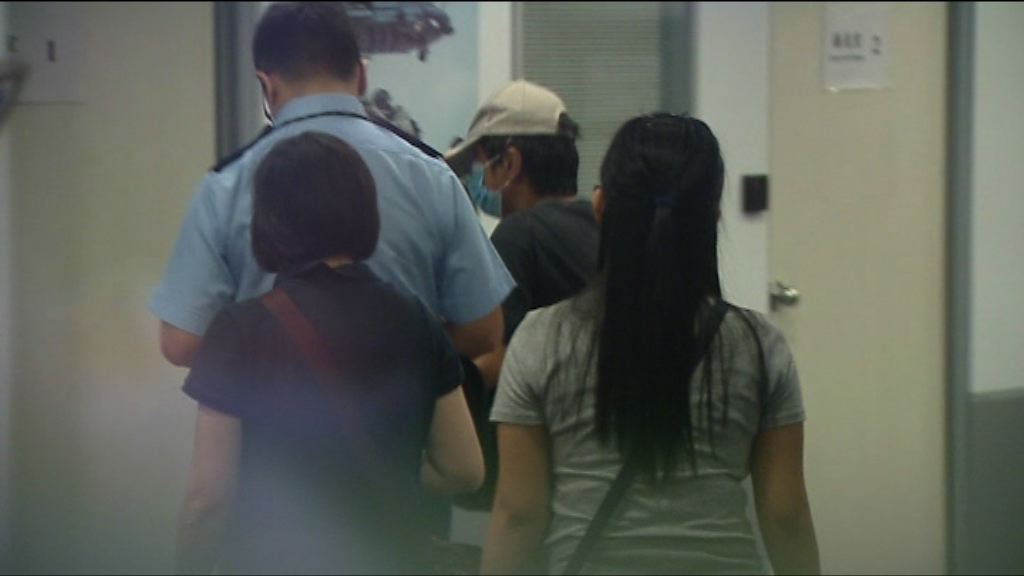 拾荒老婦返警署取回手推車及保釋金