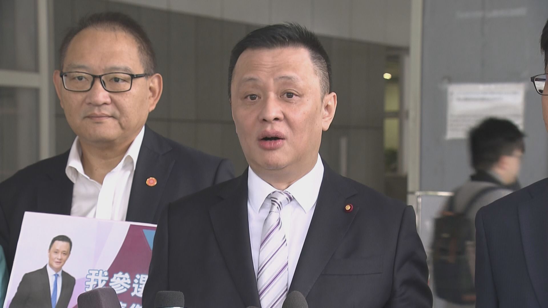 立法會選舉｜鄧飛由選委界「轉跑道」　競逐教育界議席