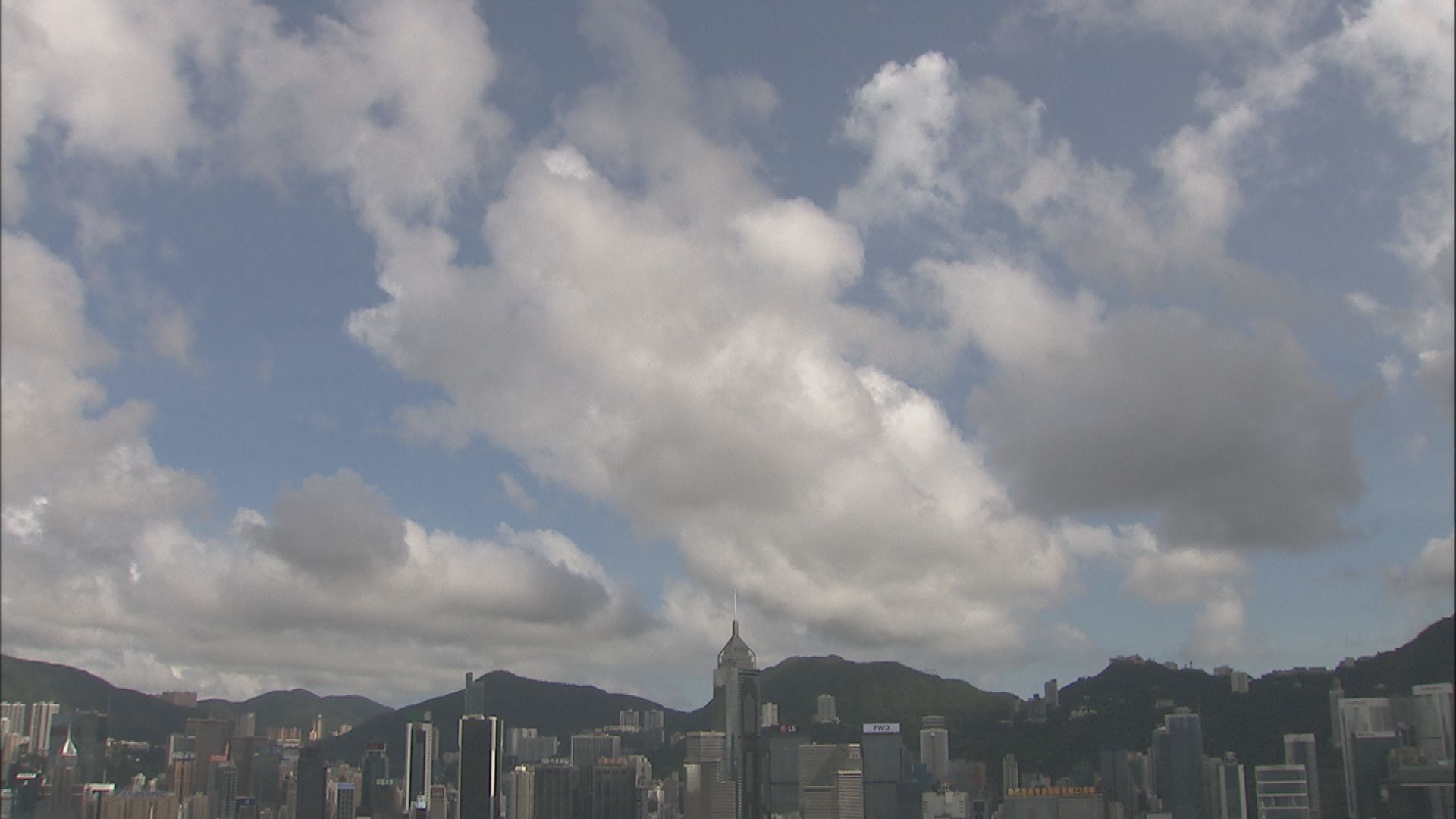 本港2018年溫室氣體排放量略低於人口升幅