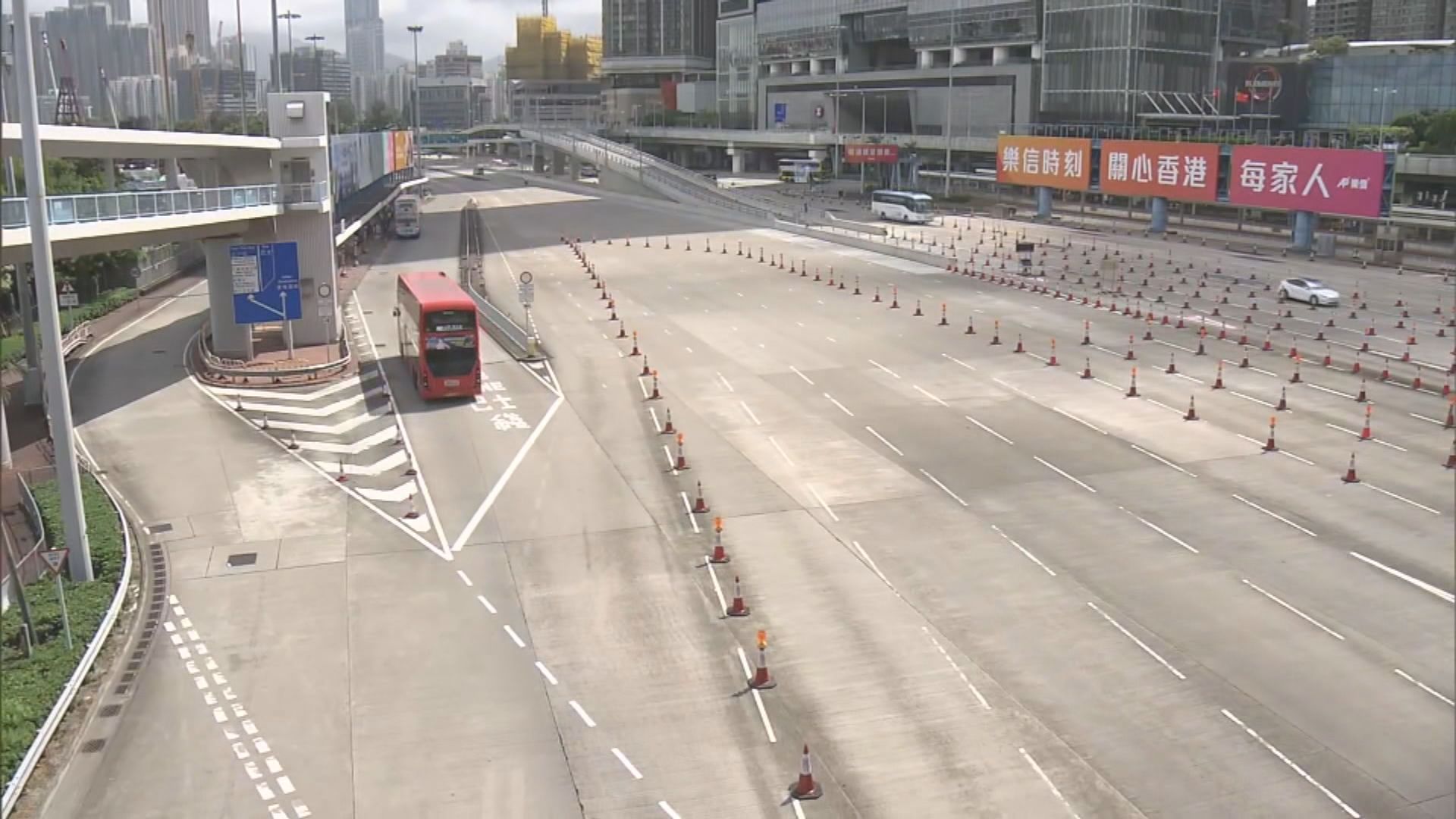 西隧即日起實施易通行 有的士司機稱有助節省行車時間