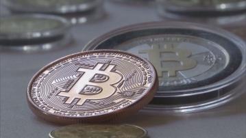 【憧憬現貨ETF快批】Bitcoin衝破4.5萬美元 21個月高