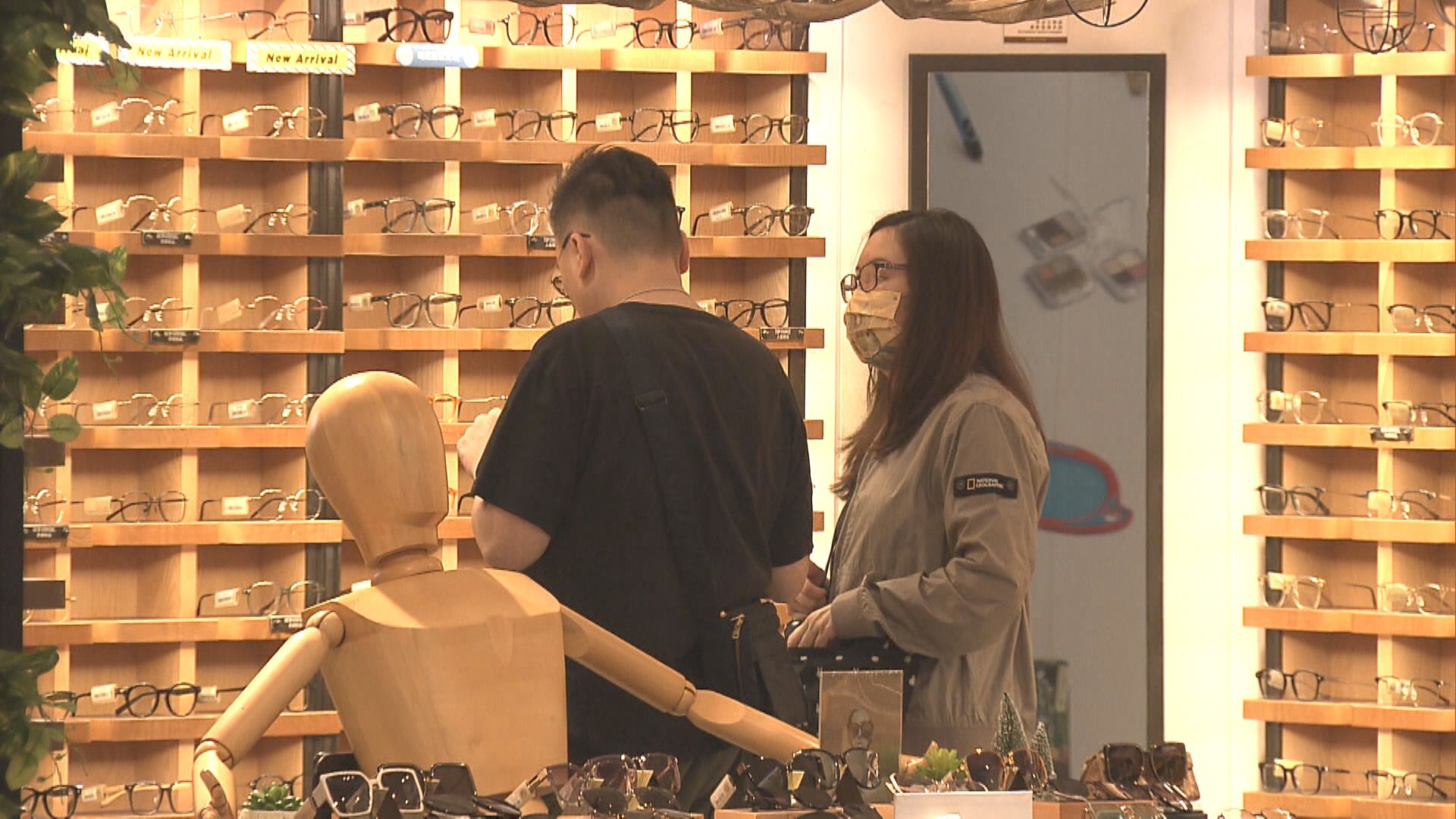 【零售見底回升】花旗指港經濟廣泛復甦 大摩稱利九置希慎