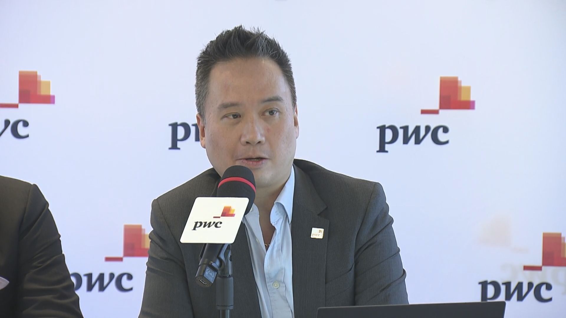 【失業率明出爐】羅兵咸:本港就業巿場正面