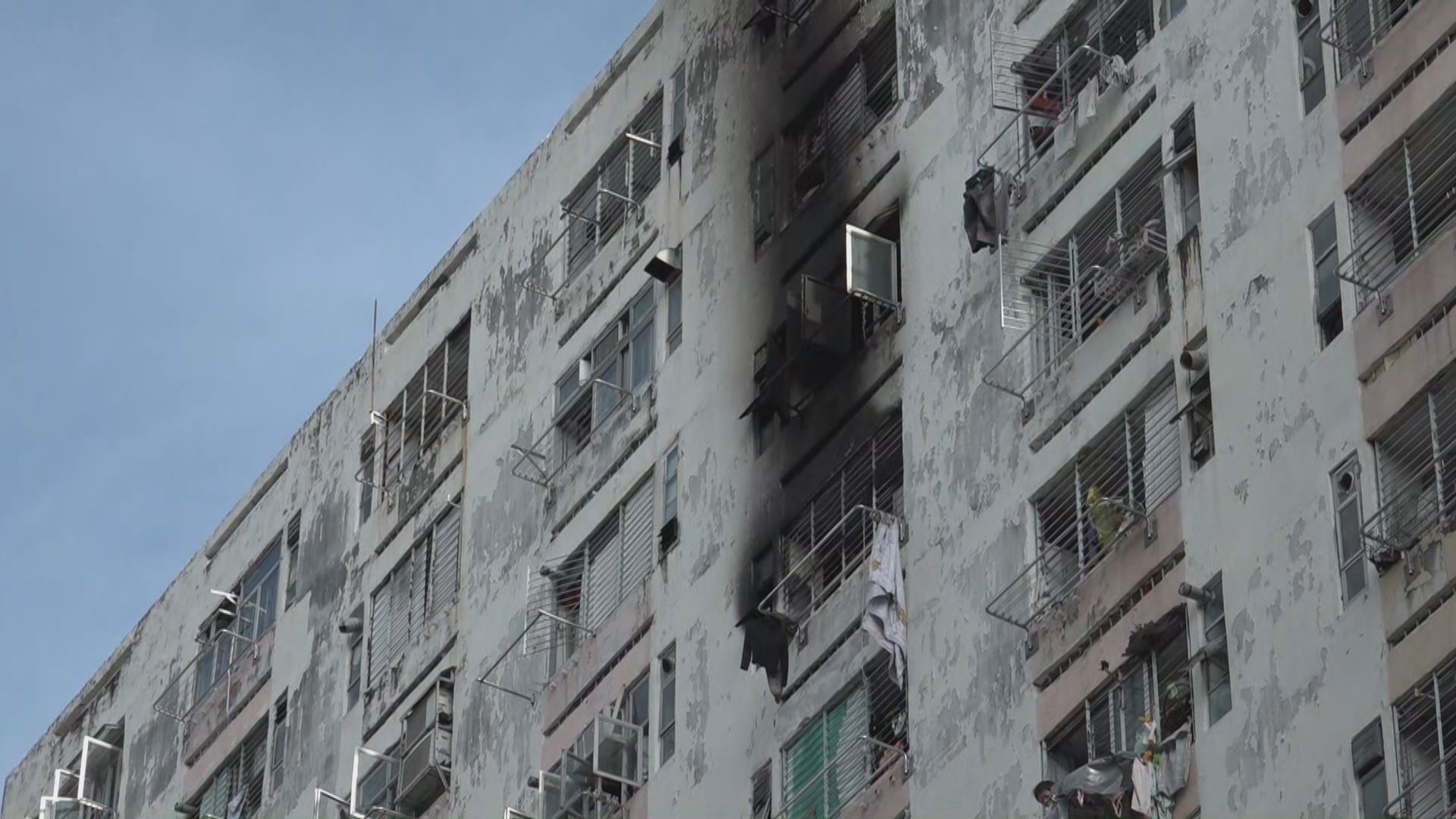 白田邨火警至少1死11傷　警方拘捕起火單位一男一女